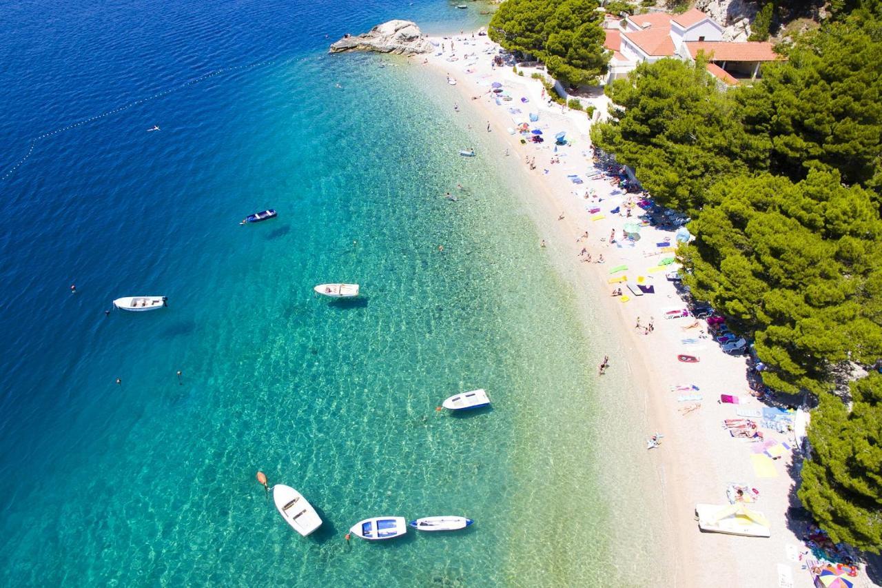 Apartments By The Sea Brela, Makarska - 18356 Luaran gambar
