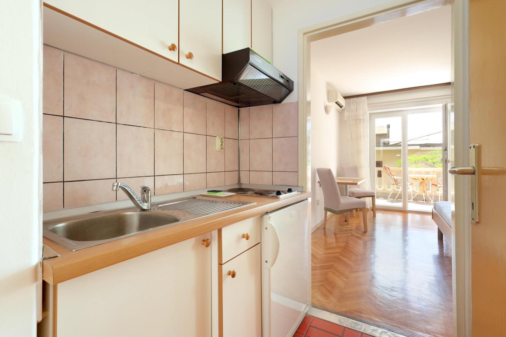 Apartments By The Sea Brela, Makarska - 18356 Luaran gambar