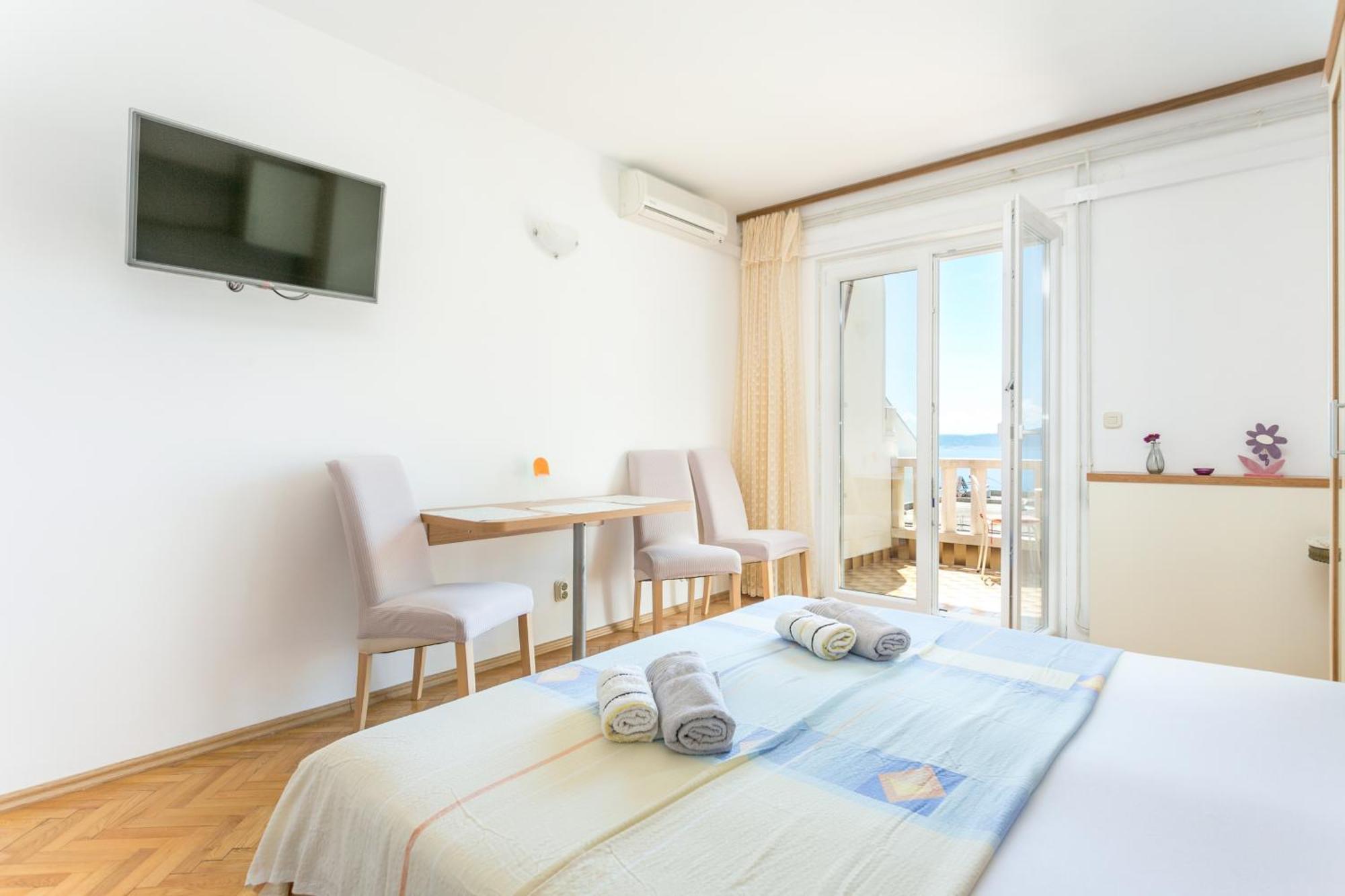 Apartments By The Sea Brela, Makarska - 18356 Luaran gambar