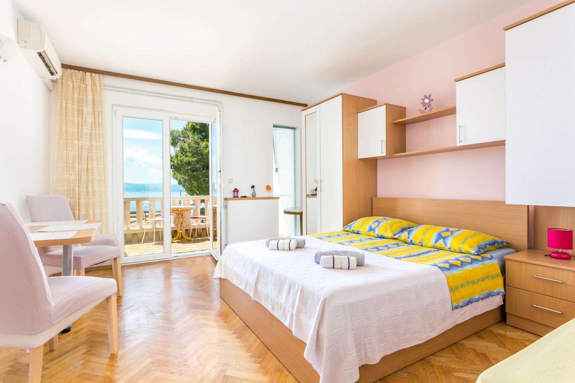 Apartments By The Sea Brela, Makarska - 18356 Luaran gambar