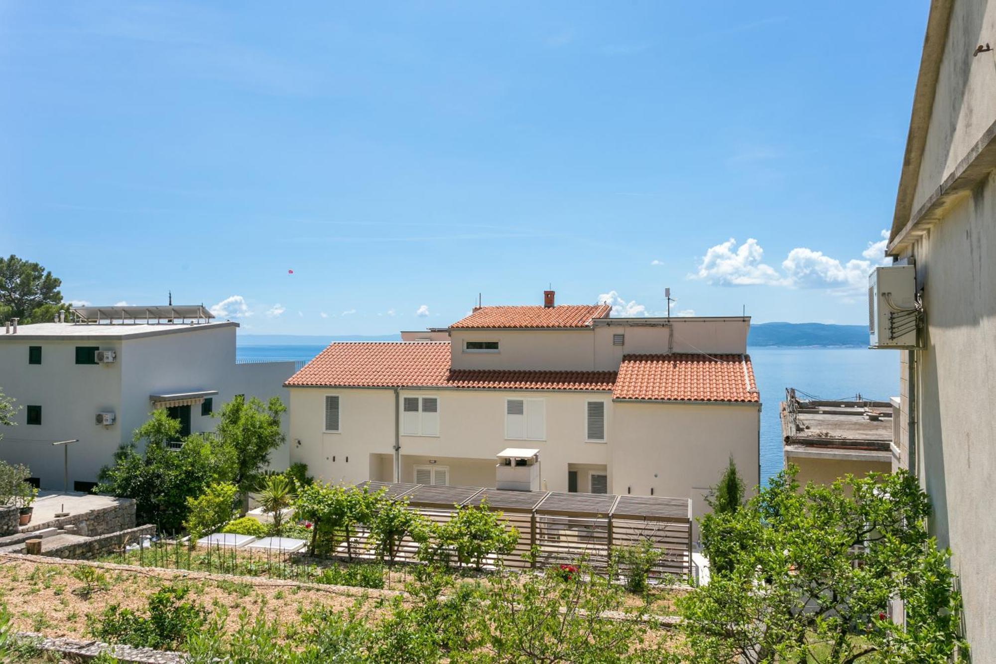 Apartments By The Sea Brela, Makarska - 18356 Luaran gambar
